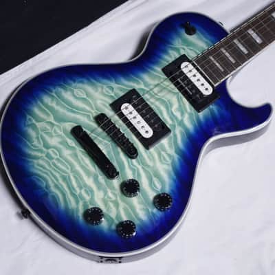 Dean Thoroughbred Select Quilt Top electric guitar Ocean Burst - Trans Blue w/ Exotic Case image 4