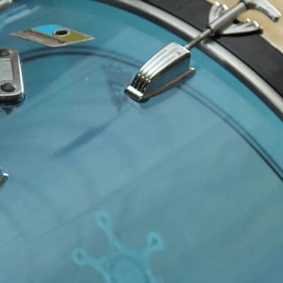 Ludwig Vistalite 70s Bass drum 24x14 blue acrylic image 6
