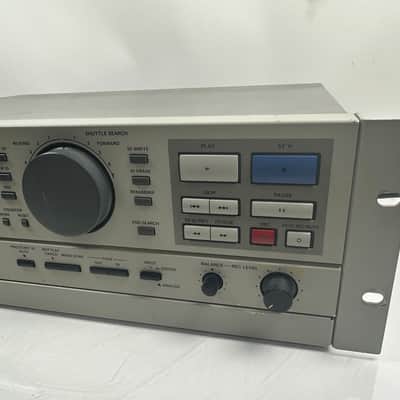 Panasonic SV-3700 Professional Digital Audio Tape Deck image 4