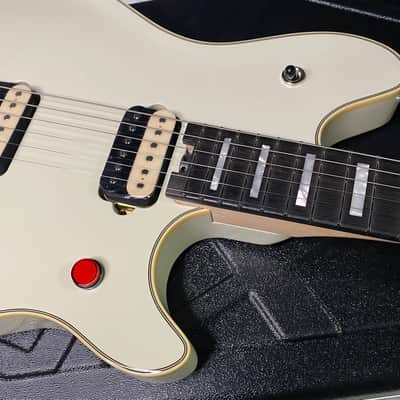 NEW! EVH MIJ Series EVH Signature Wolfgang - Made In Japan - Ivory - Authorized Dealer - 8.3lbs - G07371 image 2