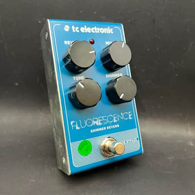 TC Electronic Fluorescence Shimmer Reverb | Reverb