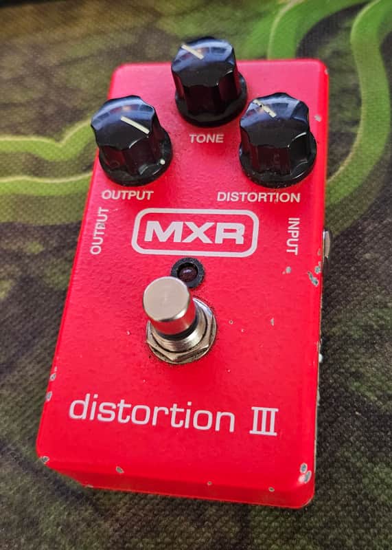 MXR M115 Distortion III Red image 1