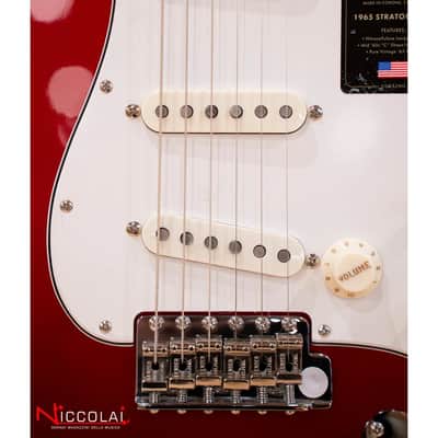 FENDER American Vintage II 1965 Stratocaster, Round-Lam Rosewood Fingerboard, Candy Apple Red image 7