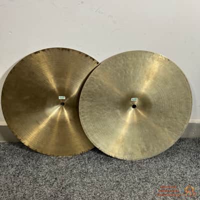 Meinl Byzance 14” Traditional Medium Hihat Cymbals image 10