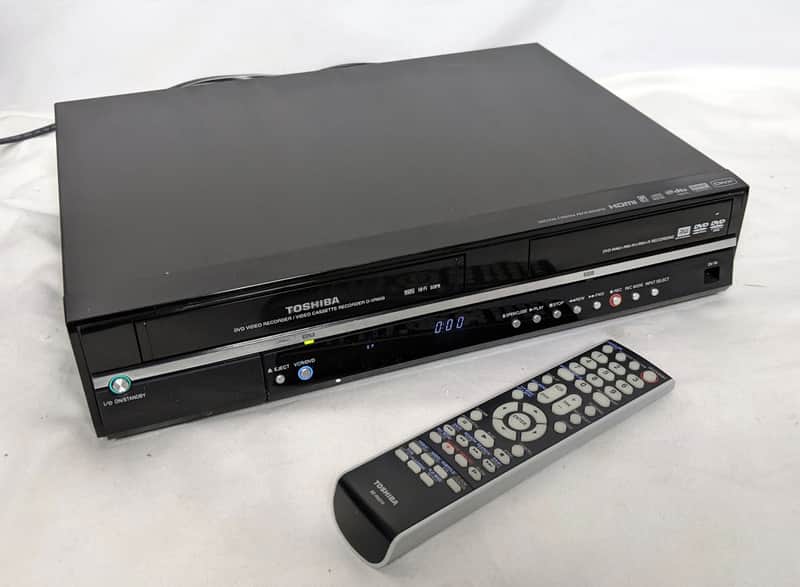 Toshiba D-VR600KU DVD Recorder / VCR Player with Remote image 1
