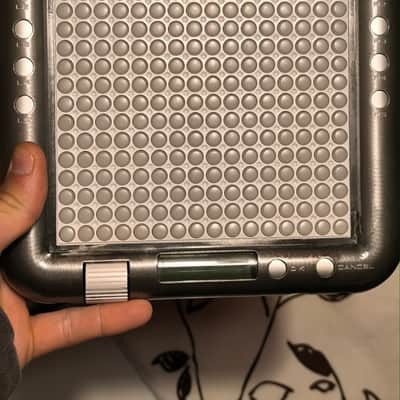 Perfect and complete Yamaha Tenori-On 2007 - Silver tnr-w image 5