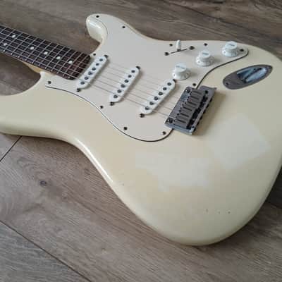 Fender American Stratocaster with Rosewood Fretboard - 60th Anniversary Model image 13