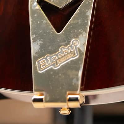 Gretsch Limited Edition Abbey Road Studiomatic Hollow Body with Bigsby Electric Guitar - Classic Walnut Stain with Hardshell Case image 11