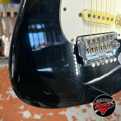 Fender   Japan Stratocaster Black 1984 – 1987 image 7