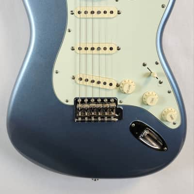 Fender Vintera '60s Stratocaster, Pau Ferro Fingerboard, Ice Blue Metallic, w/Bag image 1