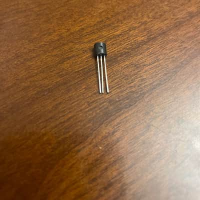 10 NOS 2N5089 NPN Transistor - TO-92 for Big Muff, etc. image 2