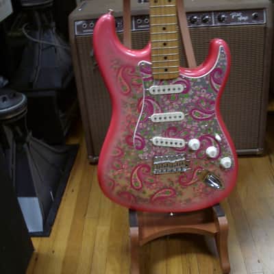 Fender Stratocaster 1999 - Paisley image 2