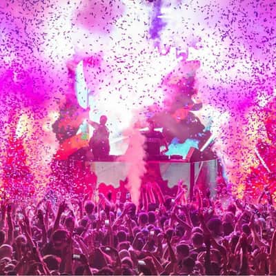 CHAUVET GEYSER P5 RGBA+UV LED Pyrotechnic-like Fog FX Light with Wired Remote Controller image 6