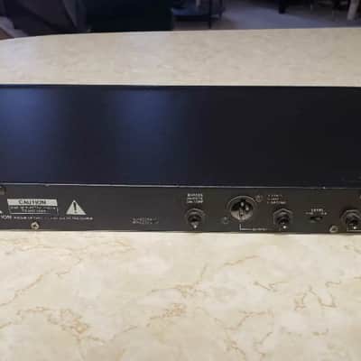 Roland Boss GE-131 Graphic Equalizer black image 2