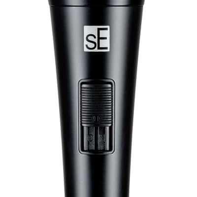 sE Electronic V2 Dynamic Microphone with Switch and 15’ XLR Cable image 4