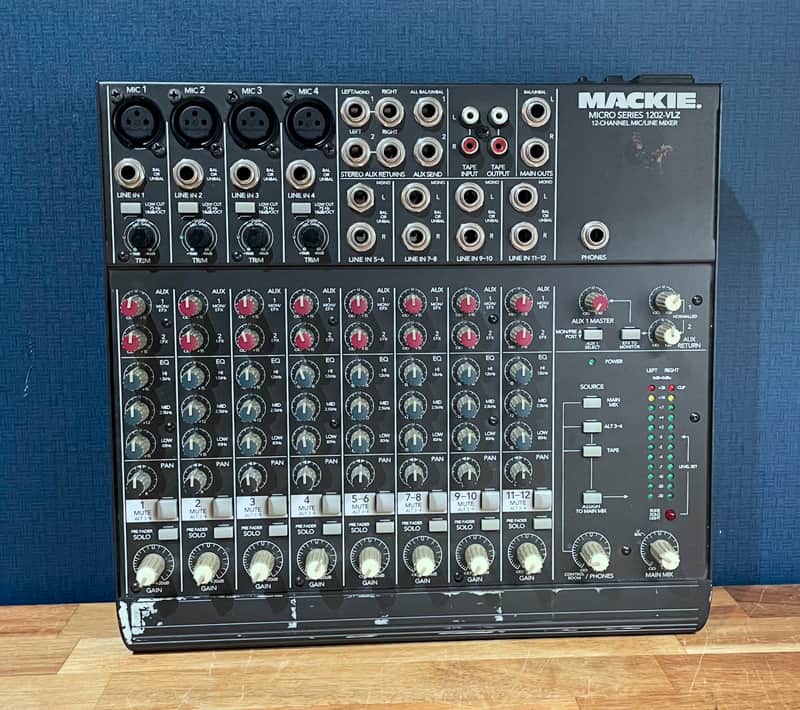S*r様 MACKIE MICRO SERIES 1202 VLZ Mackie Micro Series 1202-VLZ 12-Channel Mic / Line Mixer | Reverb