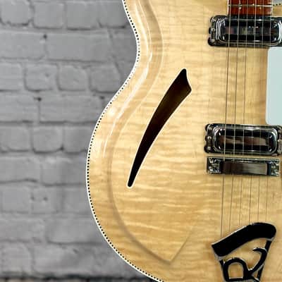 Rickenbacker 381/V69 2019 - Mapleglo image 4