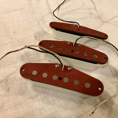 1982 Fender Red Bobbin 57/62 Stratocaster Pickup Set Vintage image 5