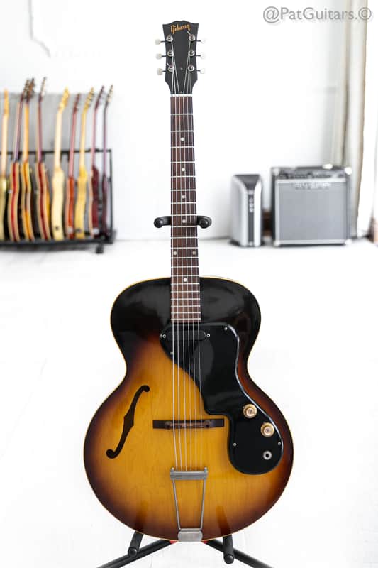 1962 Gibson ES-120T in Sunburst Slim body - Excellent