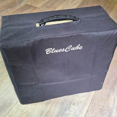 Roland Blues Cube Stage combo with switching pedal and cover image 7