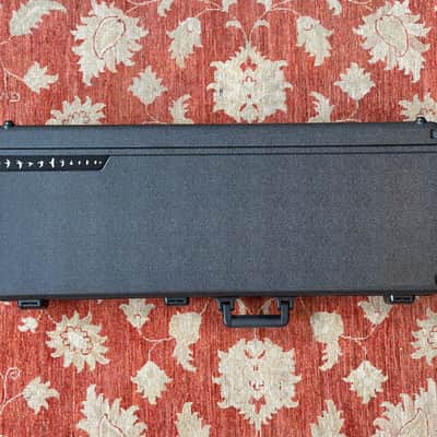 Paul Reed Smith Multifit D2 Moulded Hard Case image 4