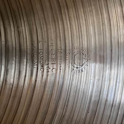 Istanbul Agop 16” dark crash 1990’s 2 signature image 10