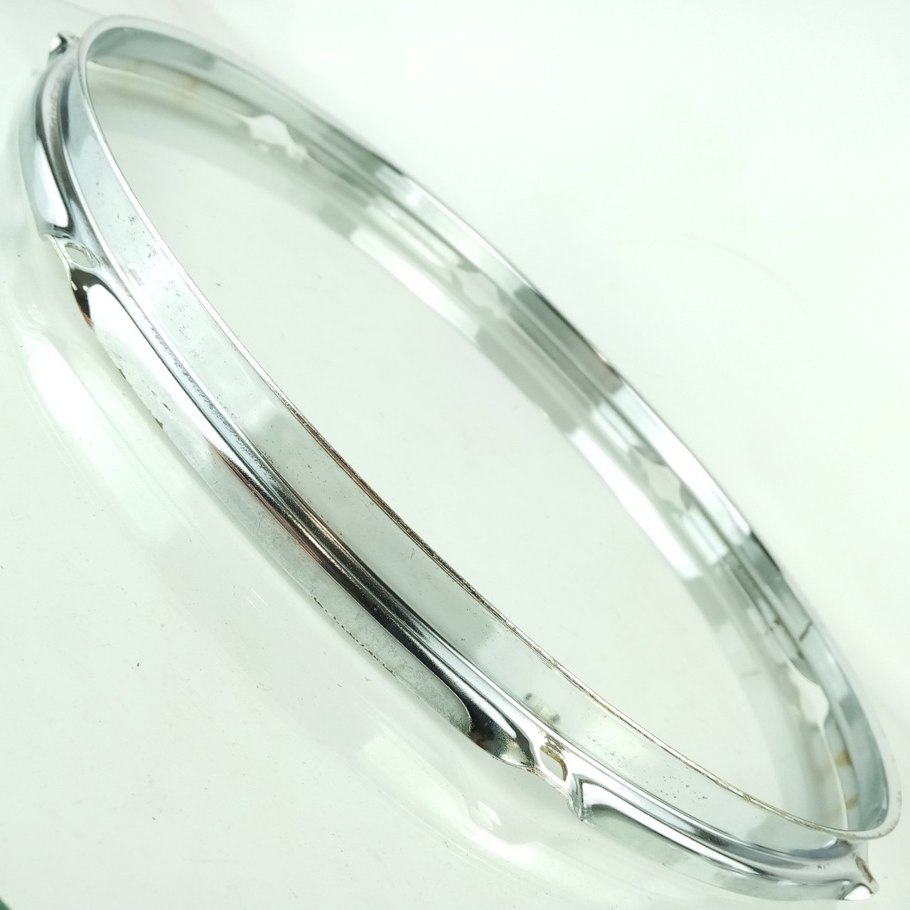 Ludwig 16"8Lug 1.6mm Floor Tom Drum Batter Rim/Hoop Triple Flange Vintage 60-70s — main photograph