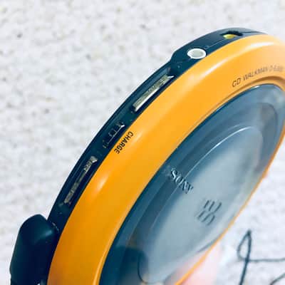 SONY D-EJ855 Portable CD Player Super Rare Yellow ! Classic Design ! Sony Panasonic Kenwood image 5