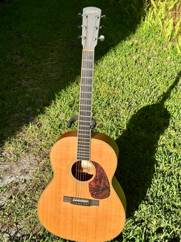 2003 Larrivee L-03K, LR Baggs, OHSC image 1