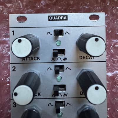 Intellijel Quadra Quad Function / Envelope Generator Eurorack Synth Module 2013 - 2019 Silver image 4