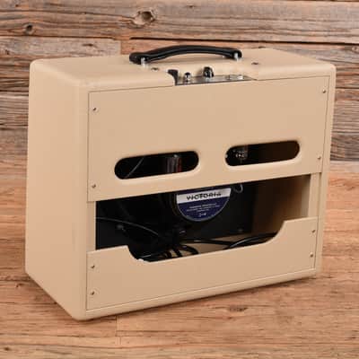Victoria 5112 5-Watt 1x12" Guitar Combo Amp image 2