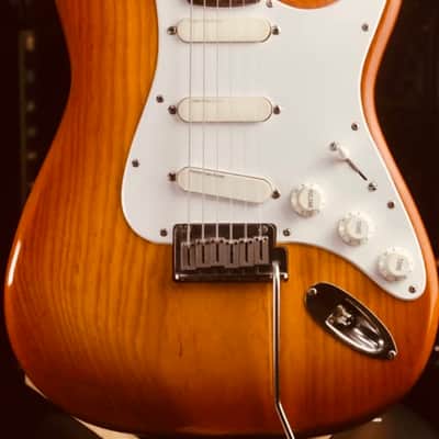 β94 Fender | Strat | STR-93LS | Lace Sensors | Light Amber Burst | Japan π―π΅ image 1