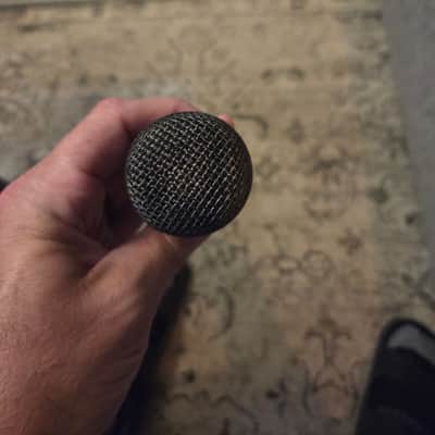Sennheiser e835 Handheld Cardioid Dynamic Vocal Microphone 1998 - Present - Dark Grey image 2
