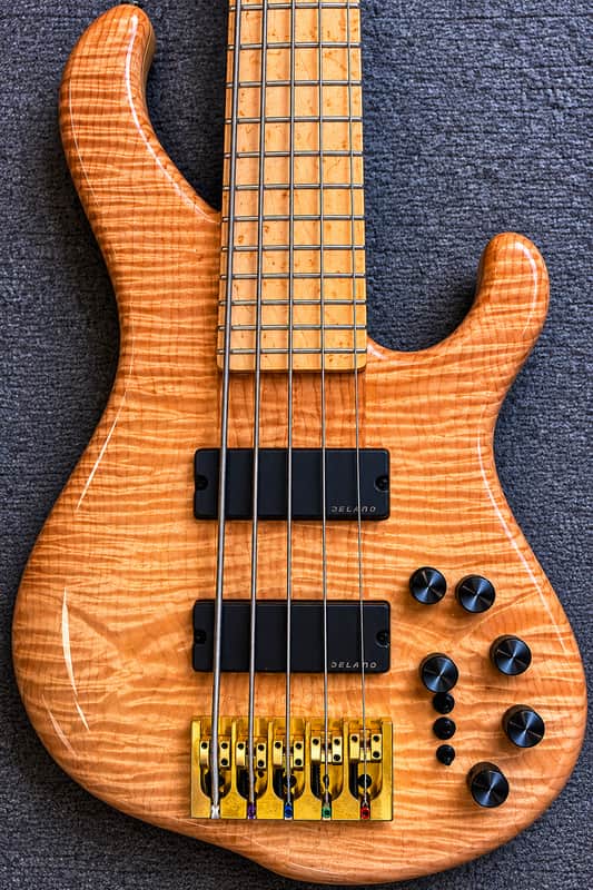 2021 Muckelroy Custom 5-String Bass – Ultra Lightweight 6.5 lbs – Mike Pope/Delano Electron image 1