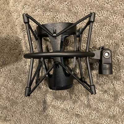 Shure KSM32 Condenser Microphone - 2 of 2 Listed image 7