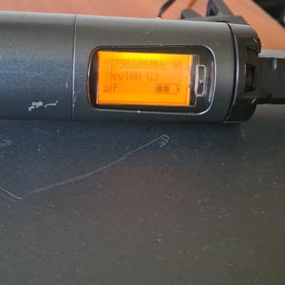 Sennheiser Sennheiser EM100 G3 True Diversity Receiver + SKM100 G3 Handheld Transmitter – 780-822 MHz – Professional Wireless System 🔥 image 7