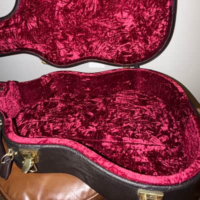 Taylor Deluxe Hardshell Dreadnought Case 2010s - Black image 4