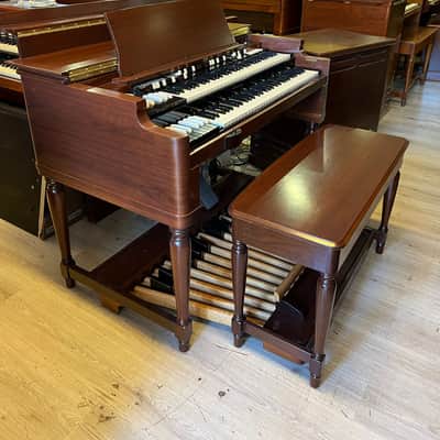 Hammond B3 and leslie 145 image 11