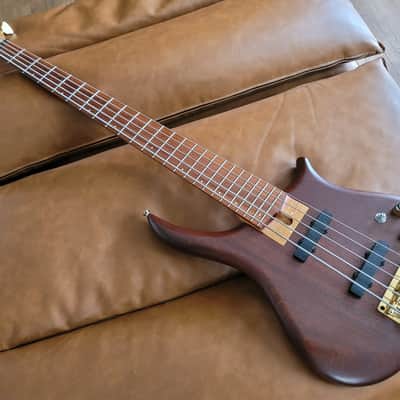 Rare U.S. Masters EP5J 5-String Bass – Natural Walnut Brown – USA Made – Active EQ – Figured Maple Neck – Gold Hardware image 2