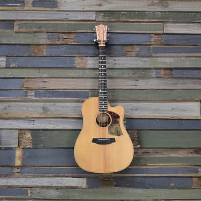 Cole Clark Fat Lady FL2AC Acoustic Guitar  2008 Natural image 2