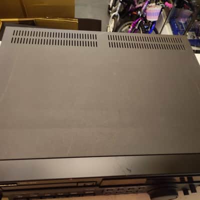TASCAM DA-40 1998 - Black image 2