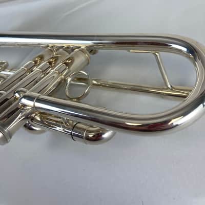 Getzen 907S Eterna Proteus Bb Trumpet – Silver Plated – Professional Model – Like New – w/ Case SM#3655 image 6
