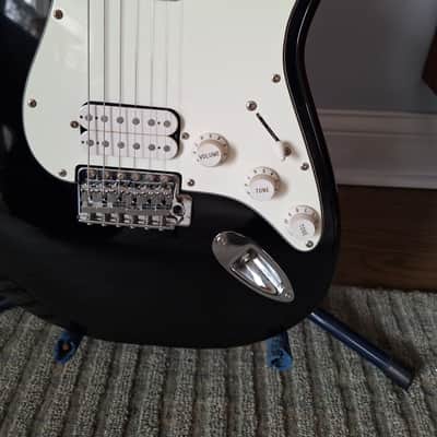 Fender Squier Standard Stratocaster "Double Fat" HH  - black gloss image 4