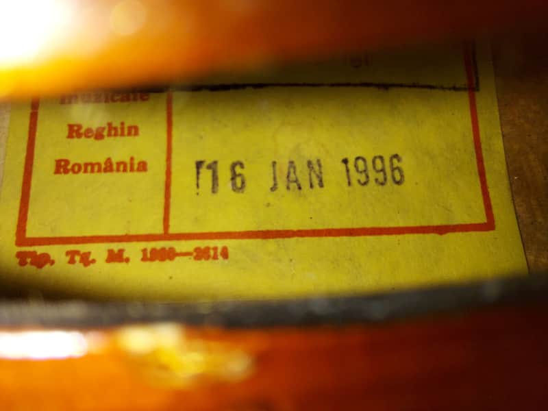 Reghin Vioara Standard size 4/4 violin, Romania 1986 | Reverb Bulgaria