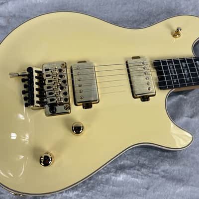 IN-STOCK! USA EVH WOLFGANG CUSTOM SHOP FR GUITAR / TUXEDO WHITE & BLACK image 1