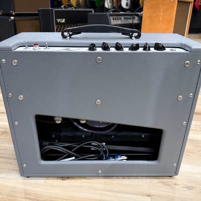 Carr Amps Sportsman 19W 1x12” Combo – Grey image 5