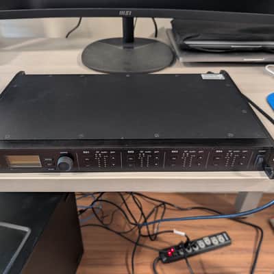 Shure ULXD4Q Quad-Channel Digital Wireless Receiver for G57, J50A, and J50 and G50 image 5