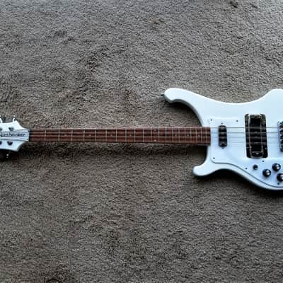 Rickenbacker 4003S8 Left-handed 8-string Bass Guitar – Lefty SnowGlo image 2