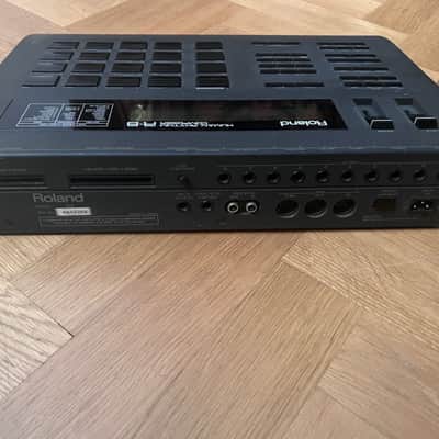 Roland R-8 Human Rhythm Composer 1980s - Black image 2