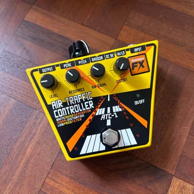 Rainger FX Air Traffic Controller 2010s - Orange image 4